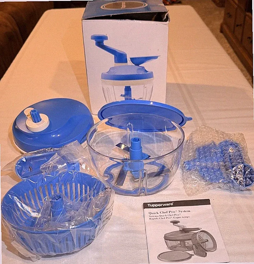 Tupperware Quick Chef Pro Manual Food Processor – Saphire Blue, New in Box