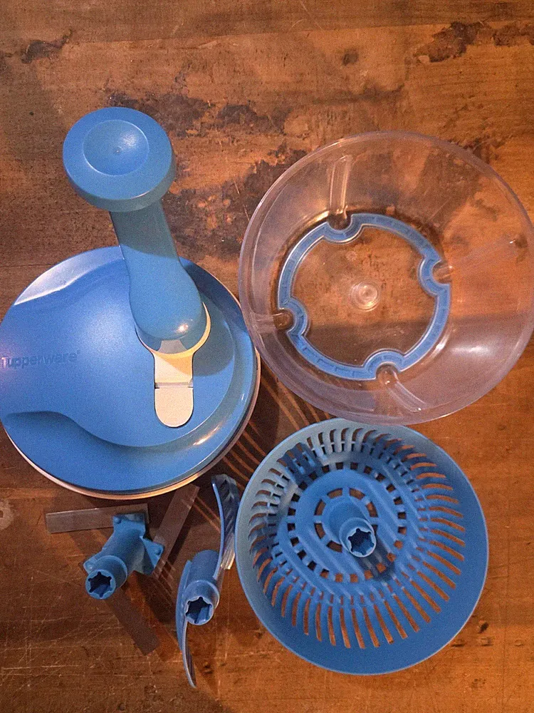TUPPERWARE Quick Chef Pro System Blue Manual FOOD PROCESSOR Chopper