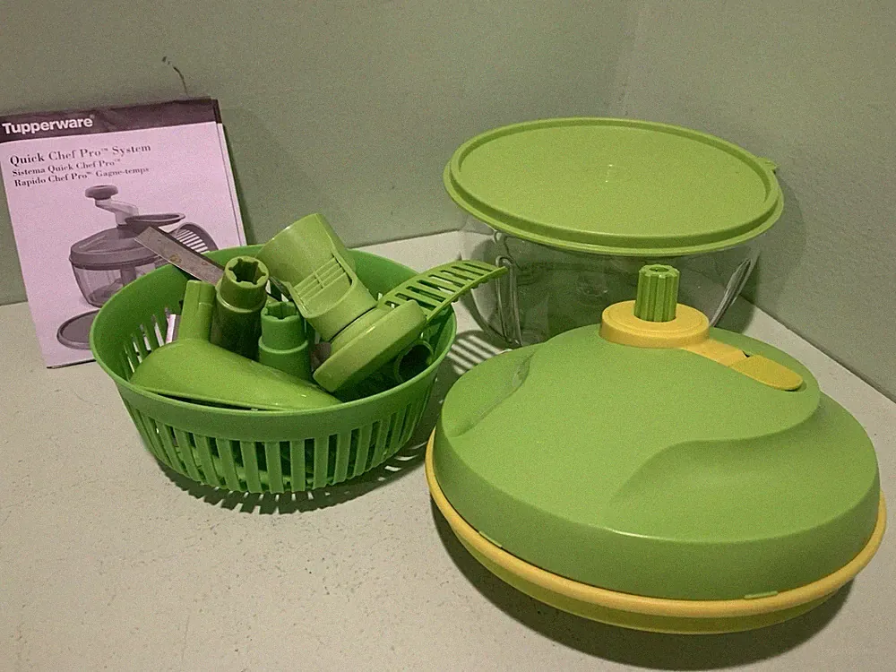 Tupperware Quick Chef Pro System Manual Food Processor - Green
