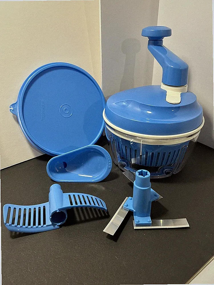Tupperware Quick Chef Pro System Manual Food Processor in Raindrop Blue - New
