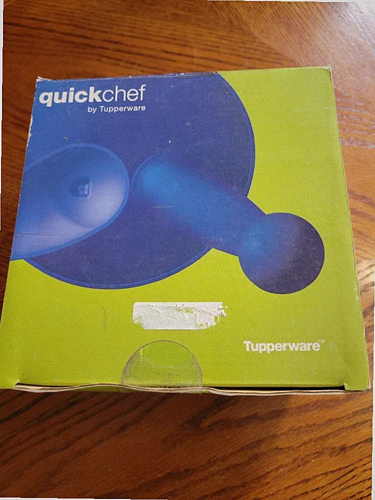 Tupperware Quick Chef Pro System-Manual Turn Handle Food Processor- Blue New Box