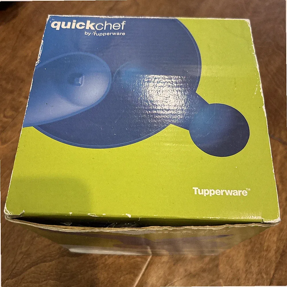 Tupperware Quick Chef Pro System-Manual Turn Handle Food Processor- Blue New Box