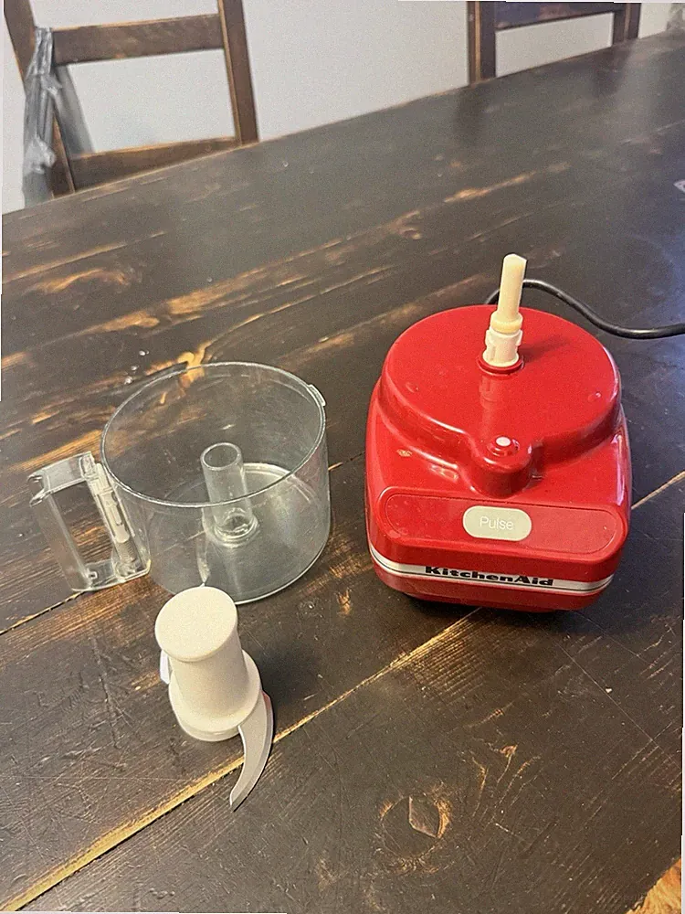 Used...KitchenAid Chef's Chopper KFC3100ER1 3 Cup Food Processor Red. NO LID