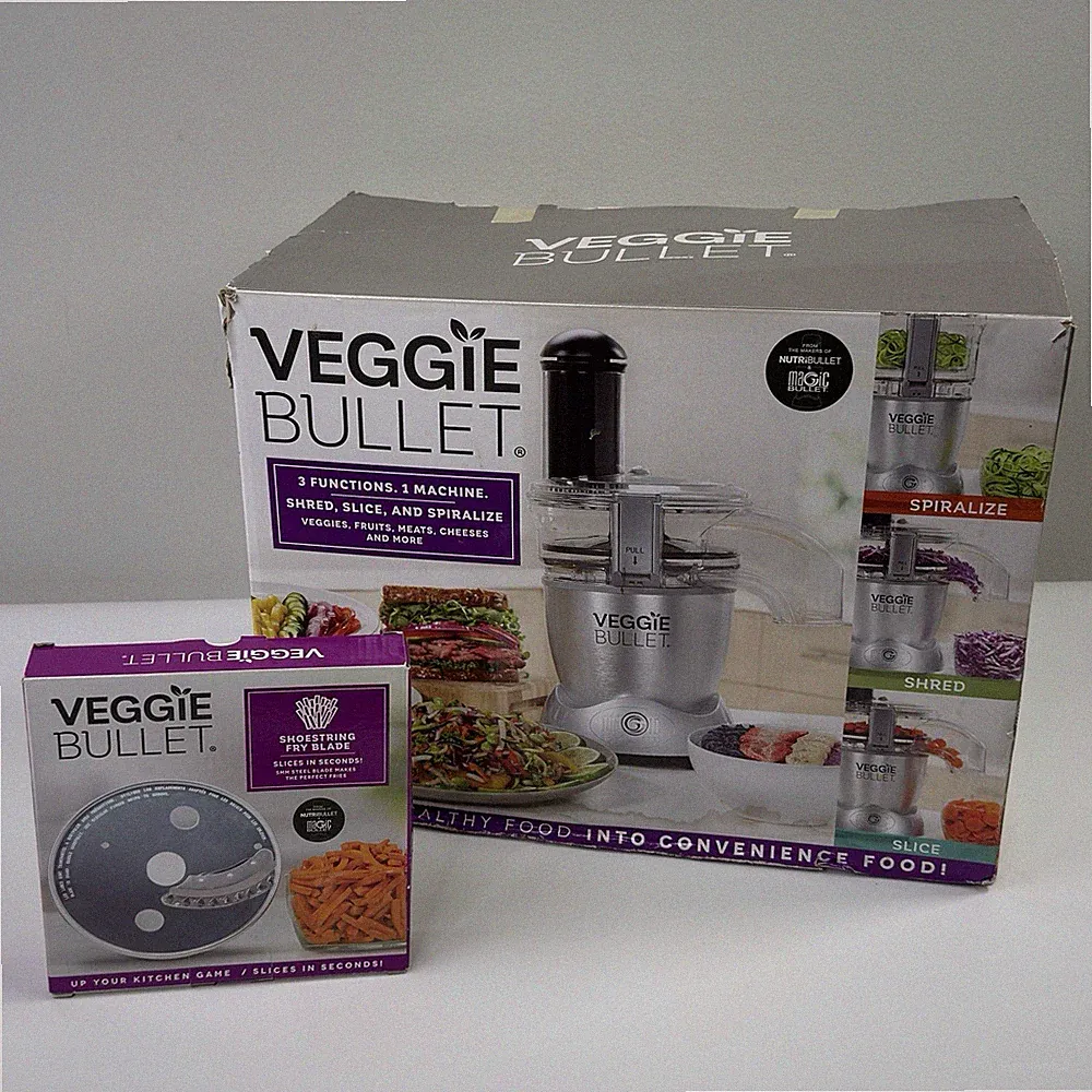 Veggie Bullet 12 Piece Set 3 Functions Slice Shred Spiralize Food Processor New!