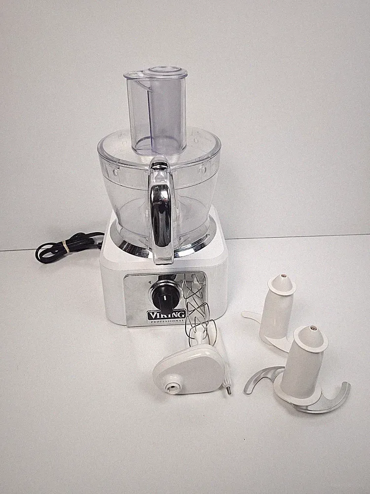 Viking Professional 12 Cup Food Processor With Attachments Model VFP12