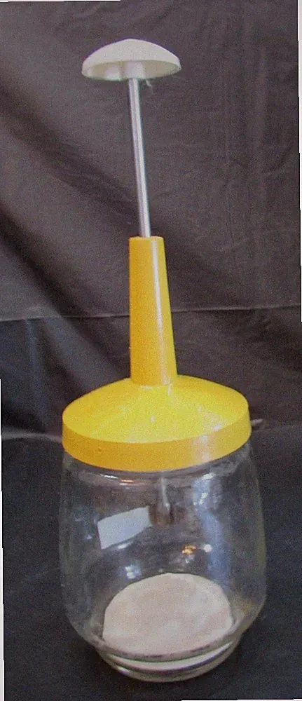 Vintage 1970's Federal Housewares Clear Glass Gold Plastic Top Lid Food Chopper