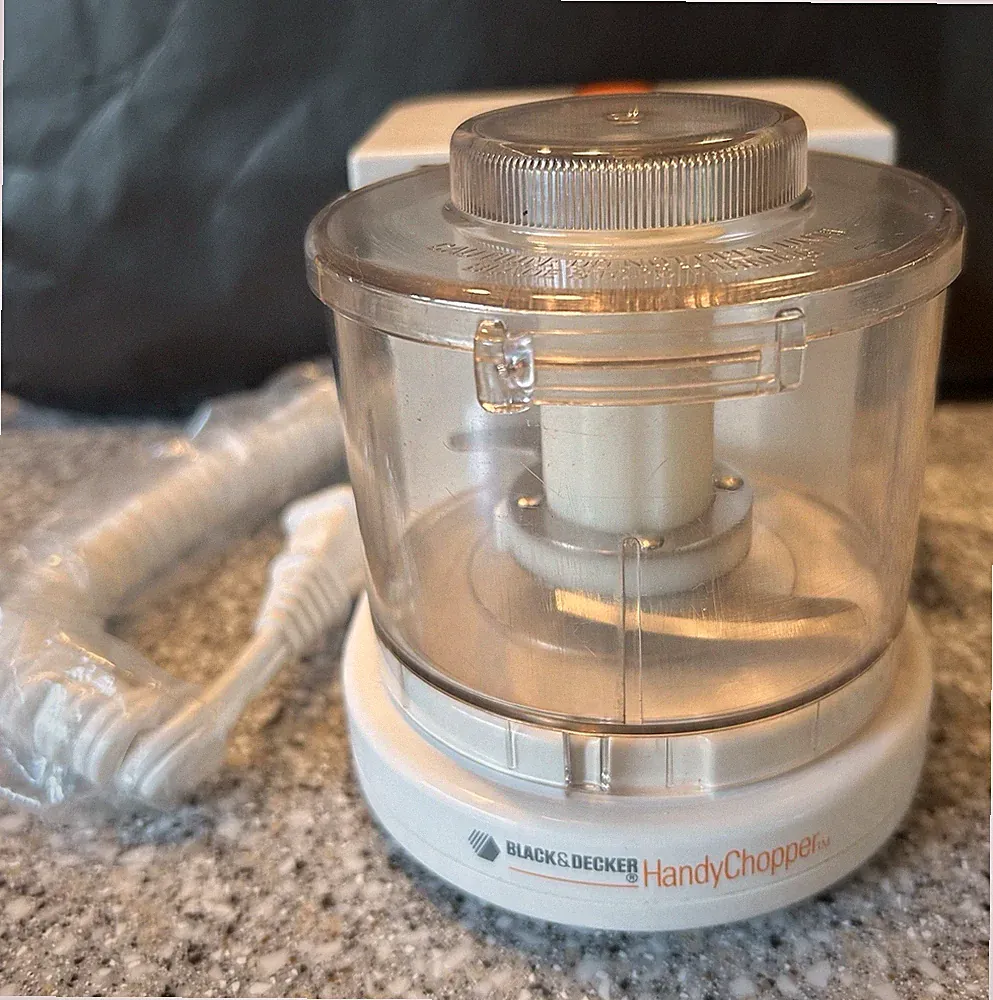 Vintage Black & Decker Handy Chopper White/Orange Mini Food Processor Tested