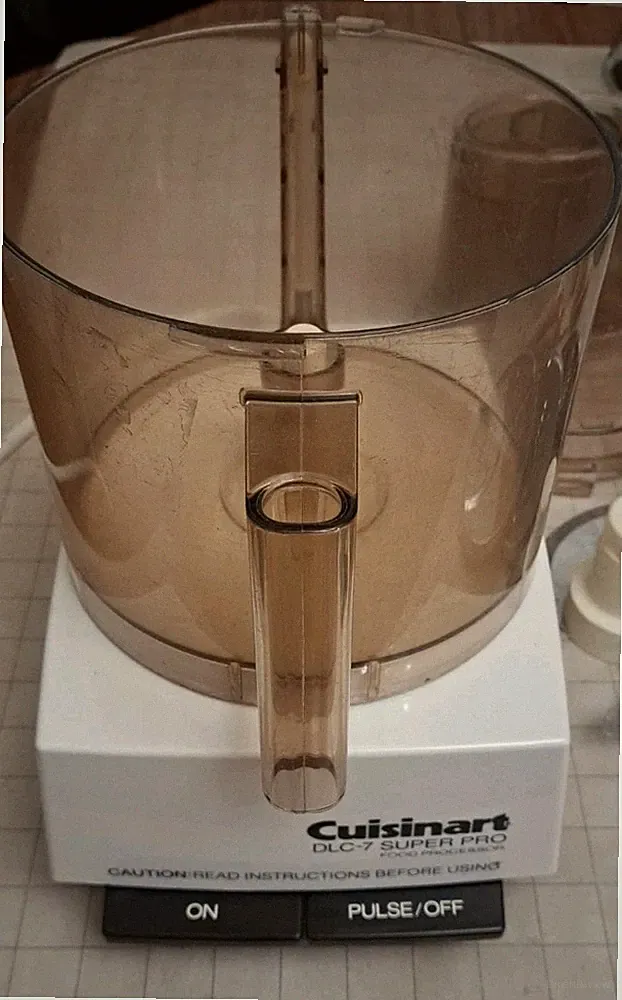 Vintage Cuisinart DLC-7 Super Pro food processor.