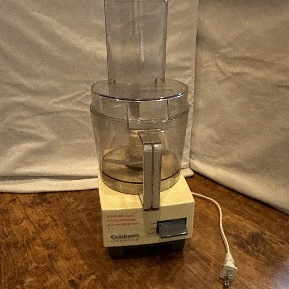 Vintage Cuisinart Little Pro Plus 3-Cup Food Processor Beige/Gray FREE SHIPPING