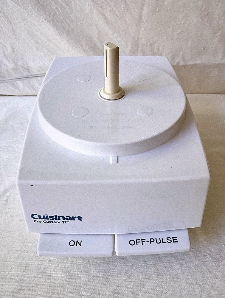 Vintage Cuisinart Pro Custom 11 Food Processor Motor Base Only MODEL DLC-8S TX