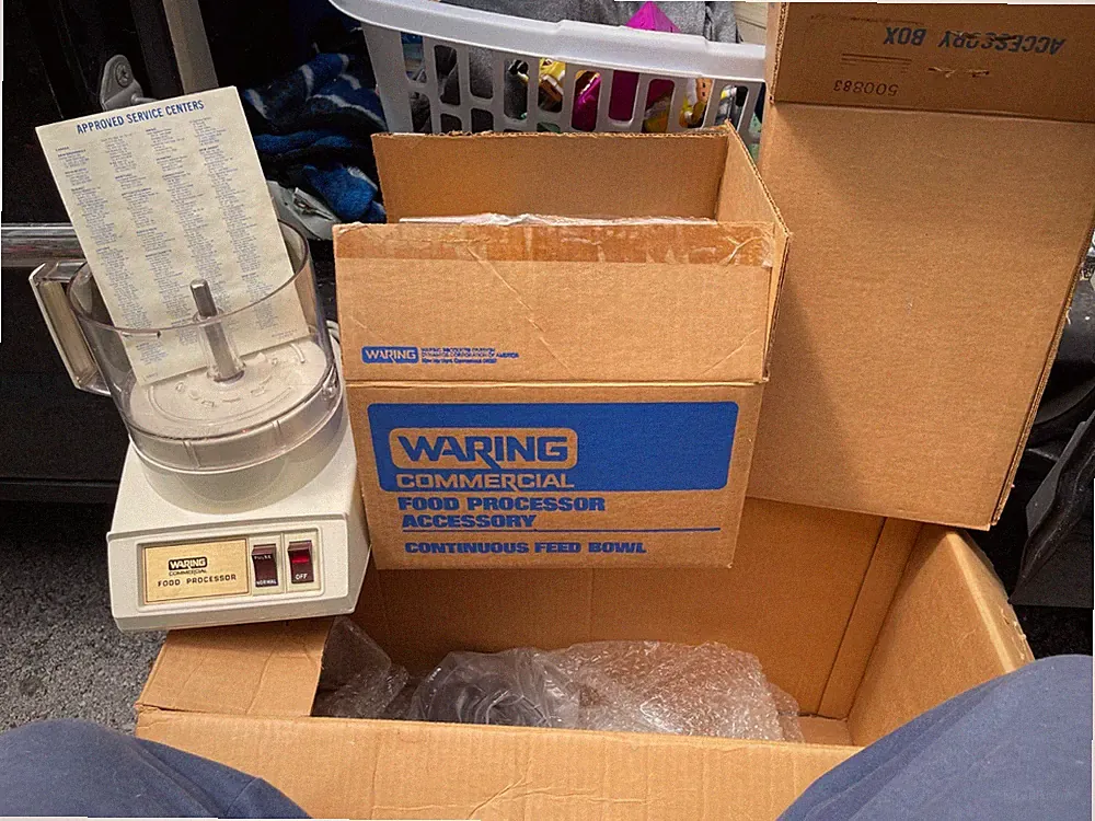 Vintage Food Processor Waring FP10 in box with Blades Manual & Accessories