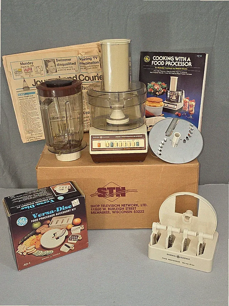 Vintage GE Food Processor Blender Combo Pristine 1980 Timepiece Lot STN Box