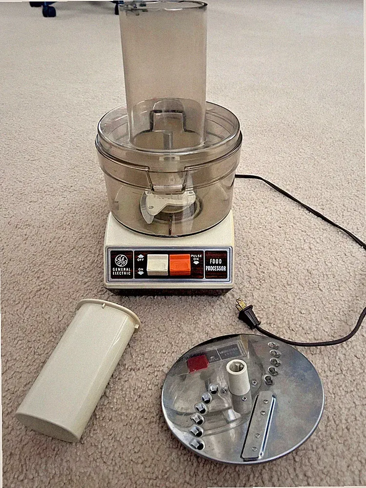 Vintage GE General Electric Food Processor D5FP1 Beige Brown TESTED & WORKING!