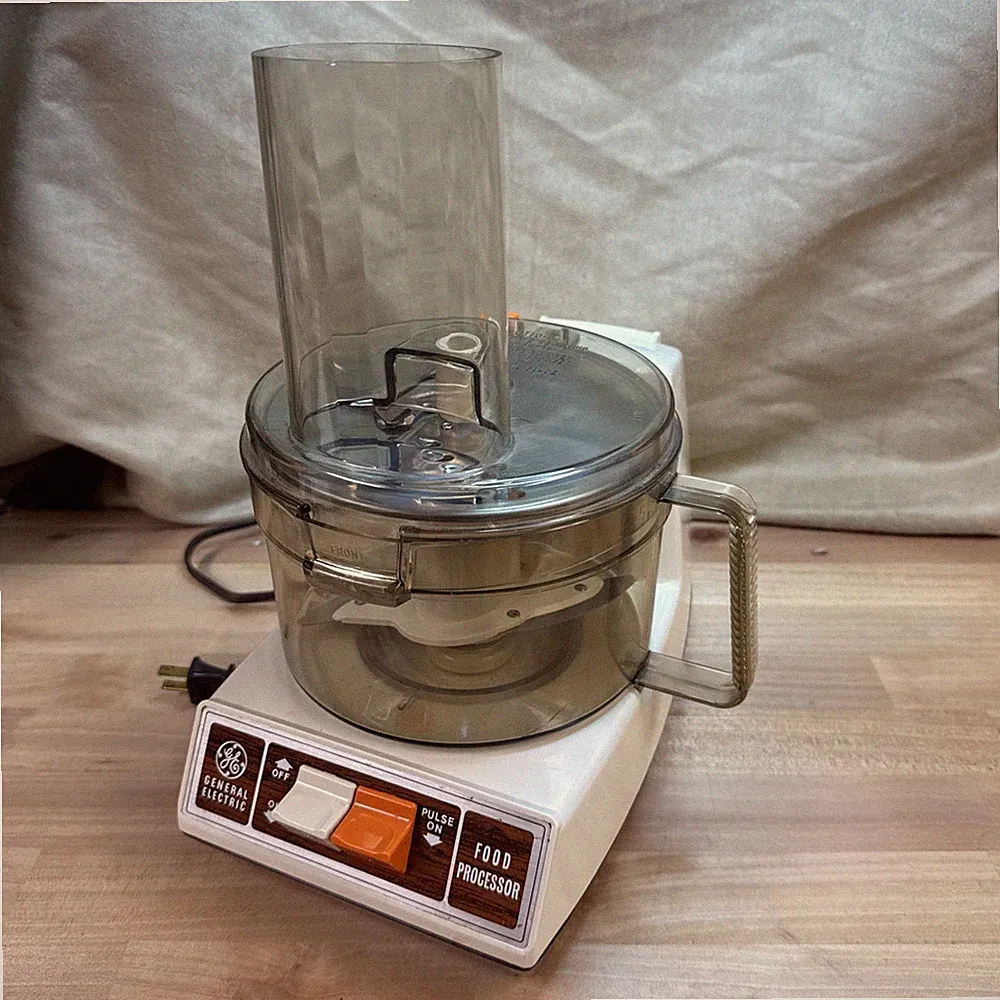 Vintage GE General Electric Food Processor - Model D5FP1 - 1970s MCM Kitchen App