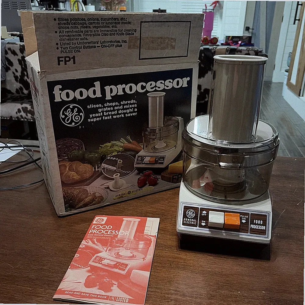 Vintage General Electric Food Processor FP-1 w/Box & Manual