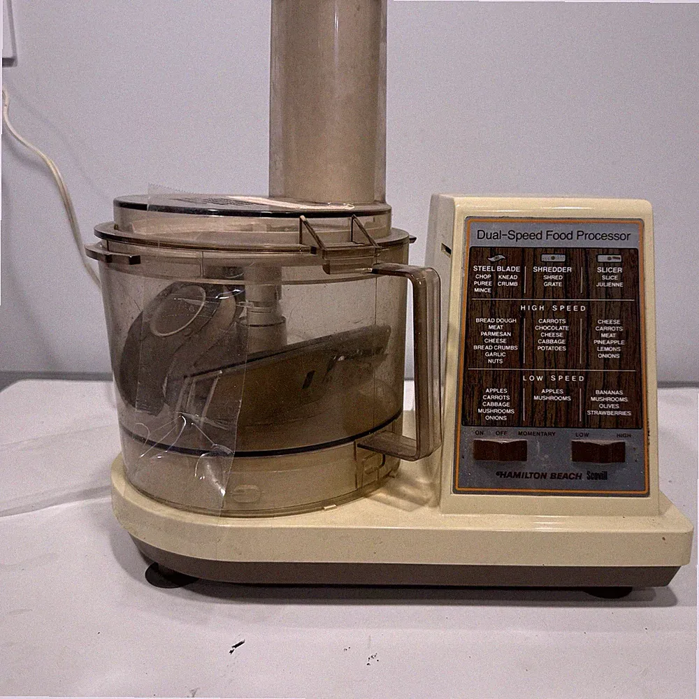 Vintage Hamilton Beach 702-4 Food Processor Complete Attachments Tested Works