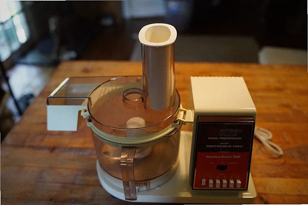 Vintage Hamilton Beach Scovill model 712 6-Speed Food Processor Tested Working
