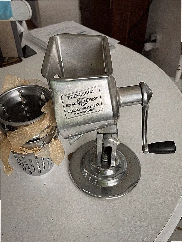 Vintage Kut-Kleen Manual Food Processor Slicer Grater by De Hart Mfg. w 4 Blades