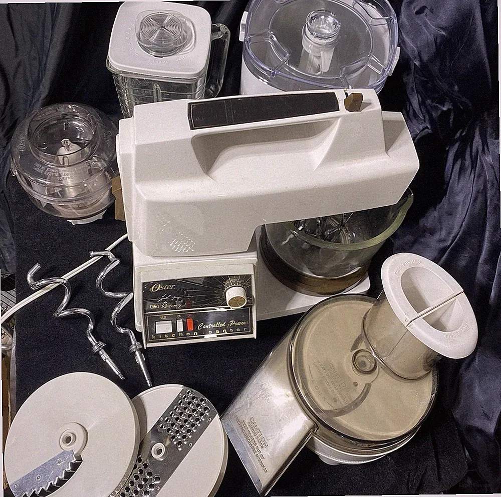 Vintage Oster Regency Kitchen Center Food Prep Appliance, 5 Attachments - Tested
