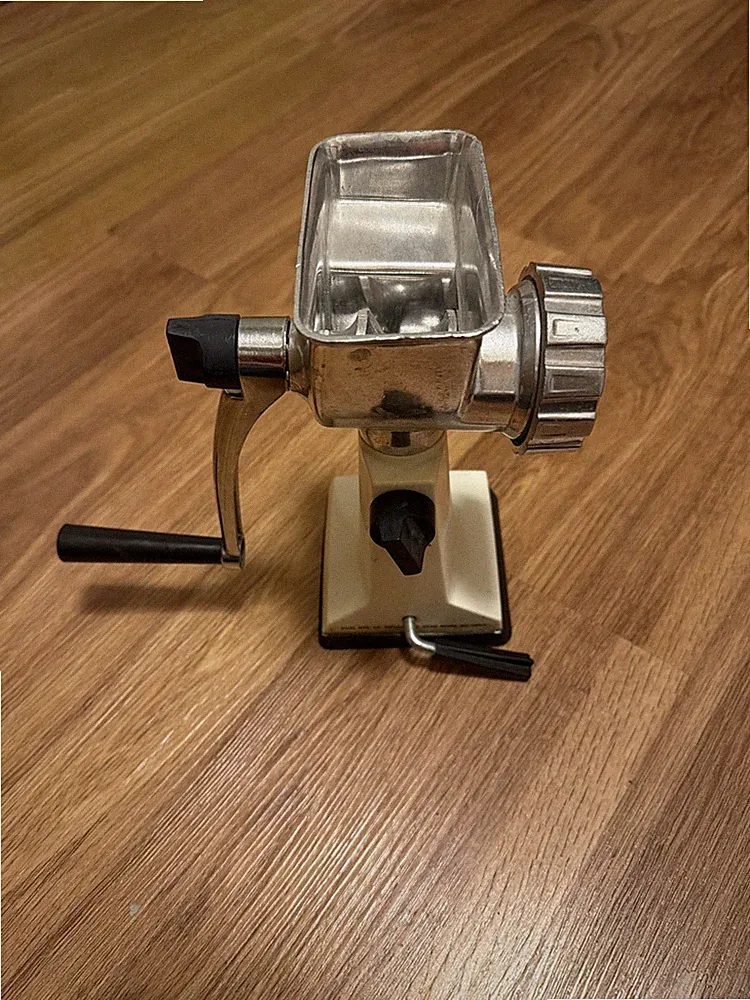 Vintage Portable Rival Grind-O-Mat Meat Grinder Food Chopper Model 303/1