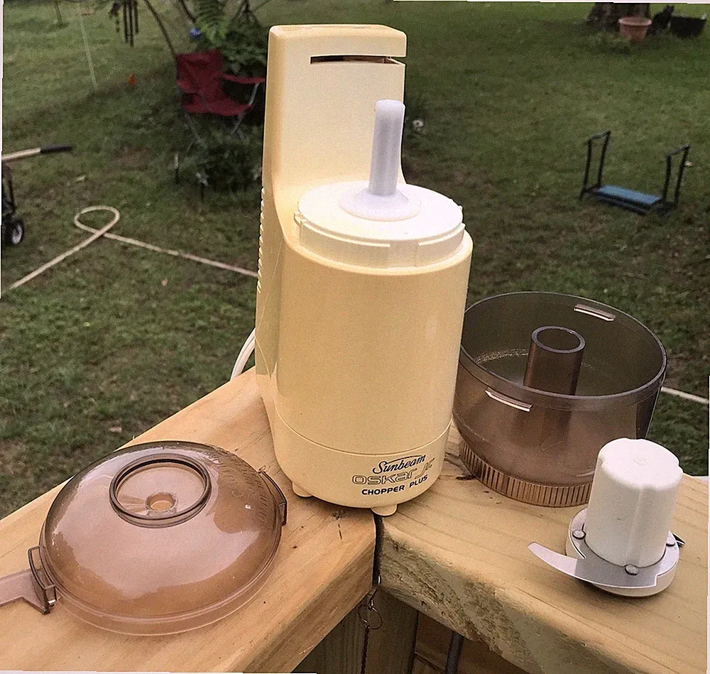 Vintage Sunbeam OSKAR Jr. Chopper Plus Food Processor Model 14131 Working Fine