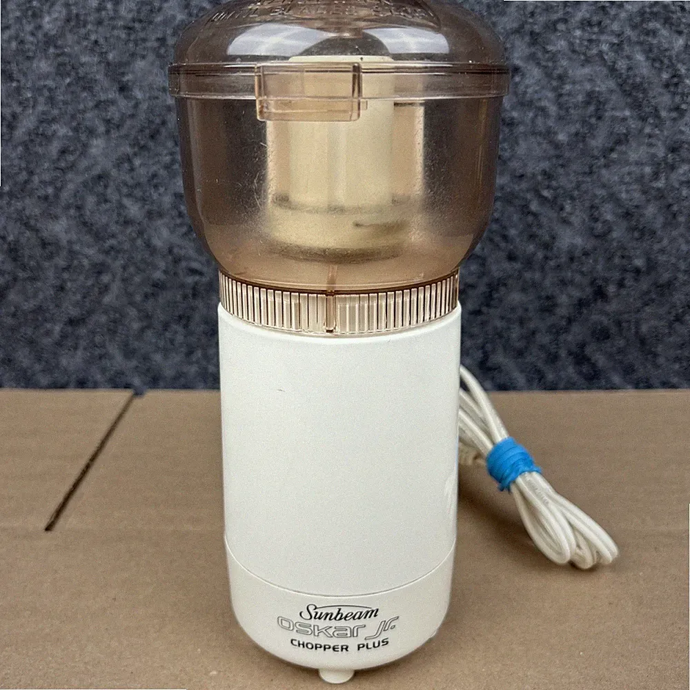 Vintage Sunbeam Oskar Jr. Chopper Plus Mini Food Processor Chopper model 14131