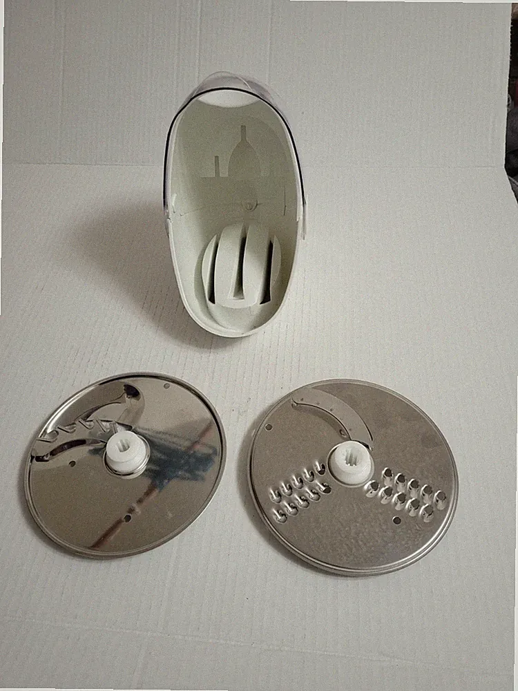 vintage viking food processor blades with storage ( two blades )