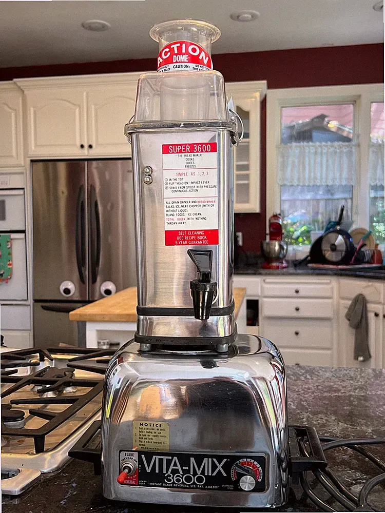 Vintage Vitamix 3600 Juicer Blender Stainless Pitcher Tested Working