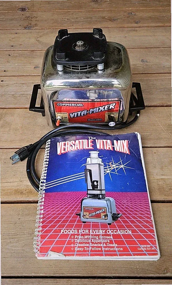 Vintage Vitamix Vita Mixer Maxi 4000 Commercial Blender Base with Recipe Book
