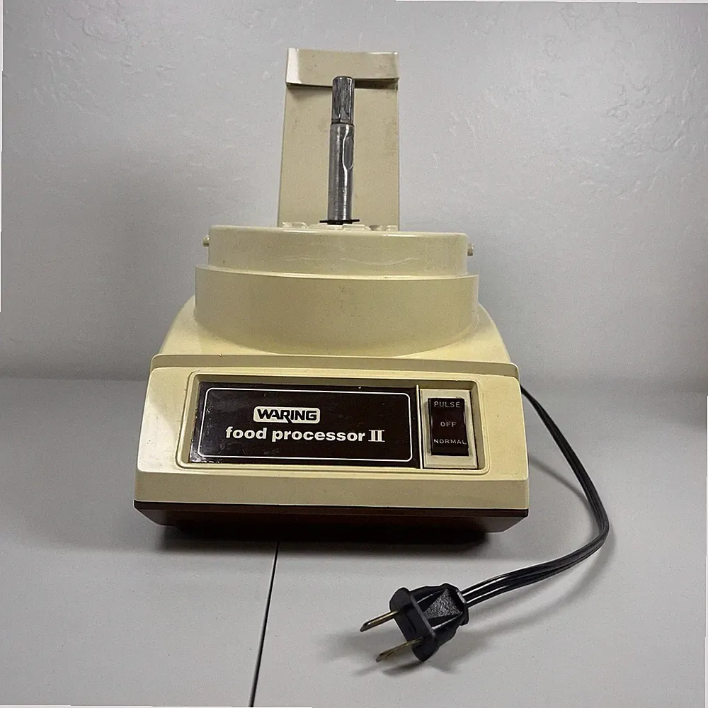 Vintage Waring 11FP28 Food Processor Base Only. Tested And Works