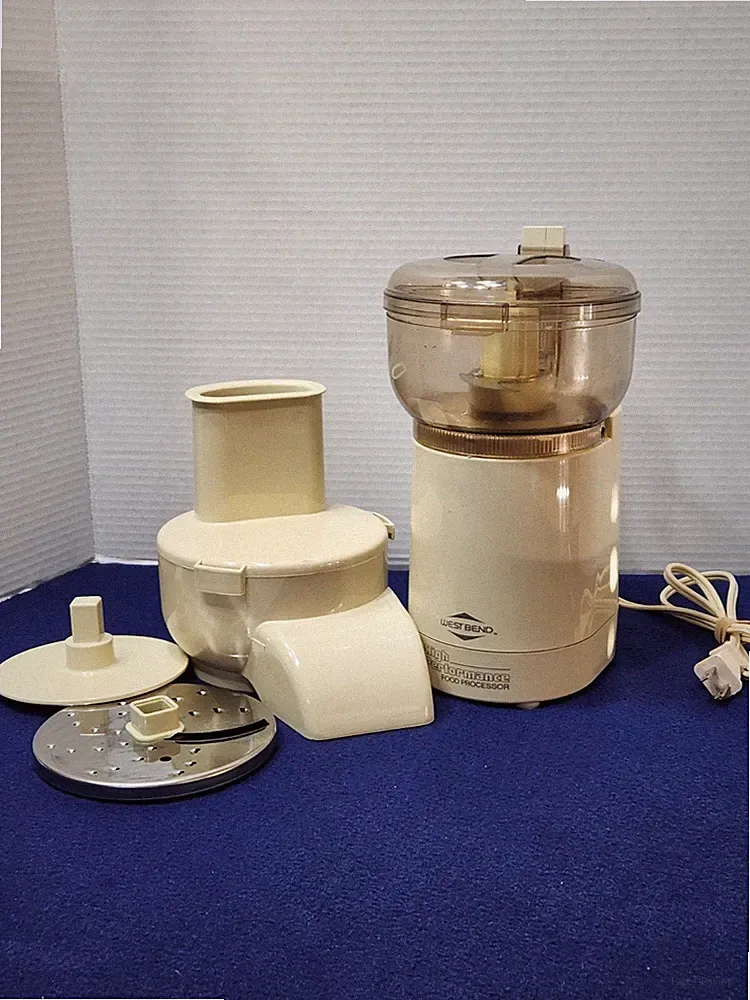 Vintage West Bend High Performance Food Processor Chopper #6500 W/ Access READ