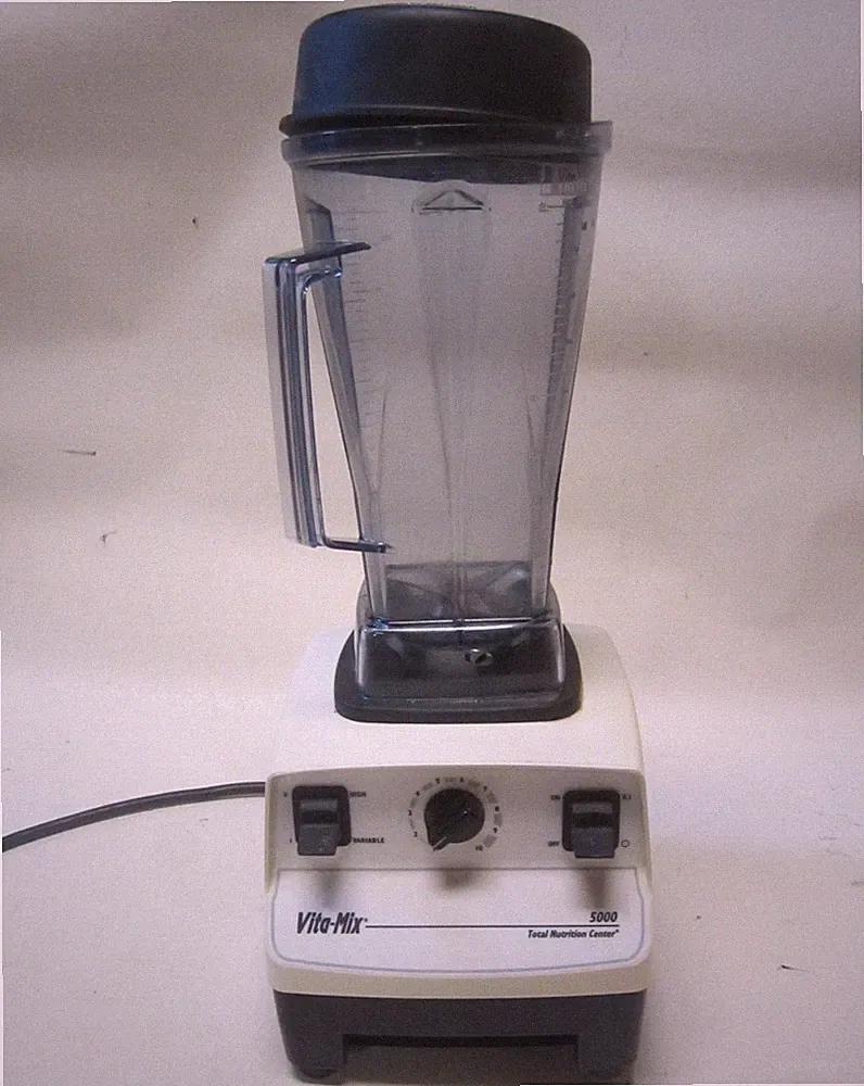 VITAMIX 5000 HOUSEHOLD BLENDER FOOD PREPARING MACHINE MODEL VM0103 SMOOTHIES