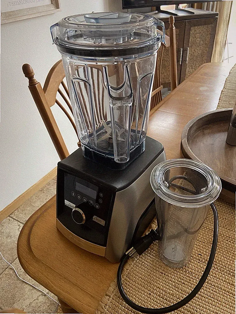 Vitamix A3300 Blender VM0185 64oz Ascent Series Excellent!!!