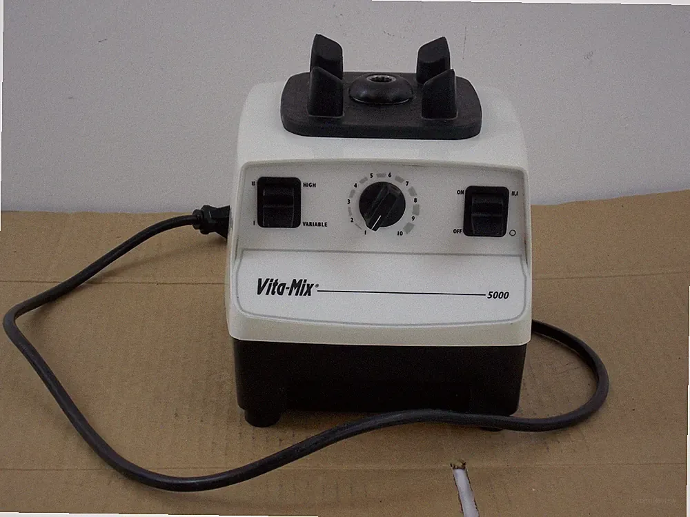 Vitamix Blender Total Nutrition Center Whole Food Machine Base Only VM0103