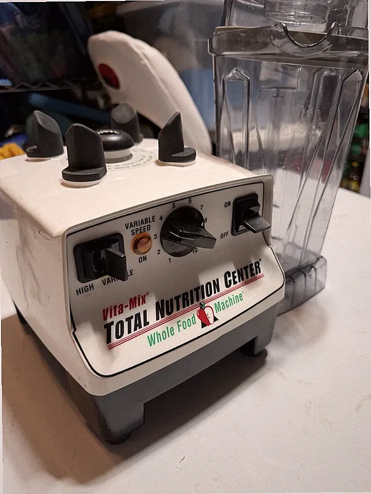 Vitamix Blender VM0103 Total Nutrition Center Whole Food Machine Commercial Unit