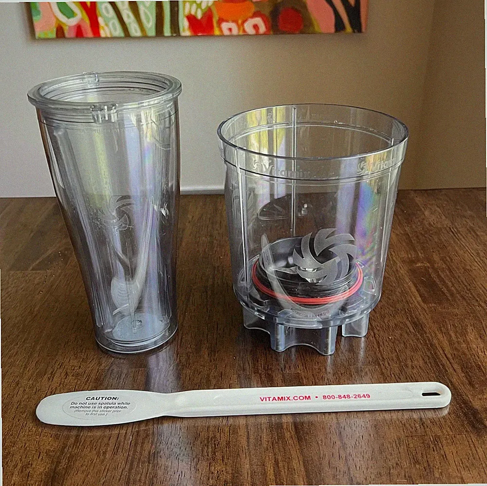 Vitamix Personal Cup Adapter, 20 oz Blender Cup - No Lid, & Rare Spatula