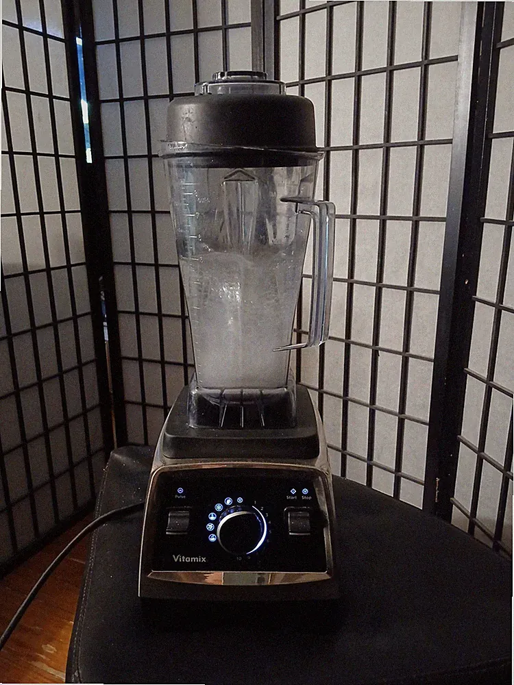 Vitamix Professional Series 750 Blender w/ 2L Pitcher Model VM0158A
