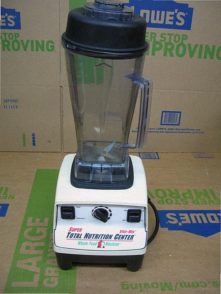 VitaMix TOTAL NUTRITION CENTER Blender Juicer Food Processor VMO103 Vita-Mix