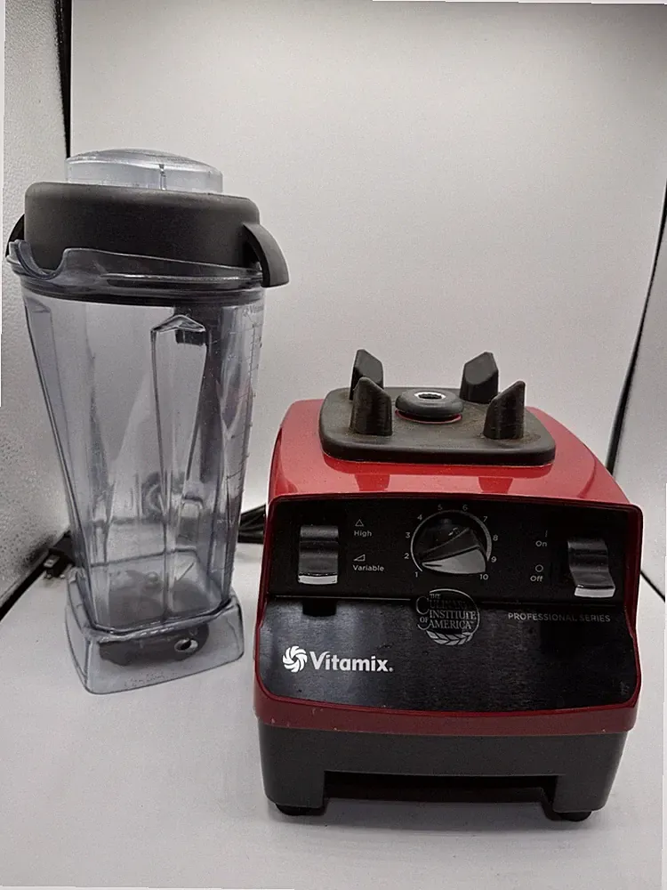 Vitamix VM0103 CIA Professional Blender Pro Series Red Working culinary Institut