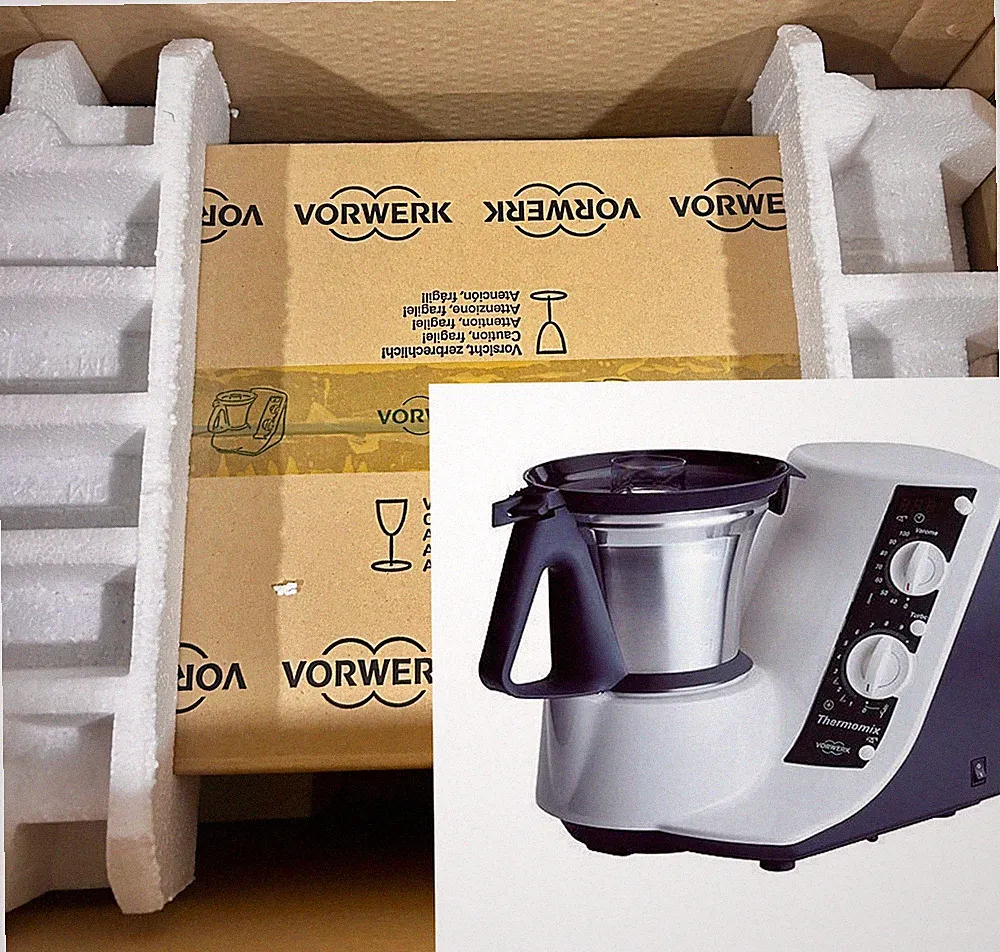 Vorwerk Thermomix TM21 Varoma Food Processor New Old Stock Complete in Box.