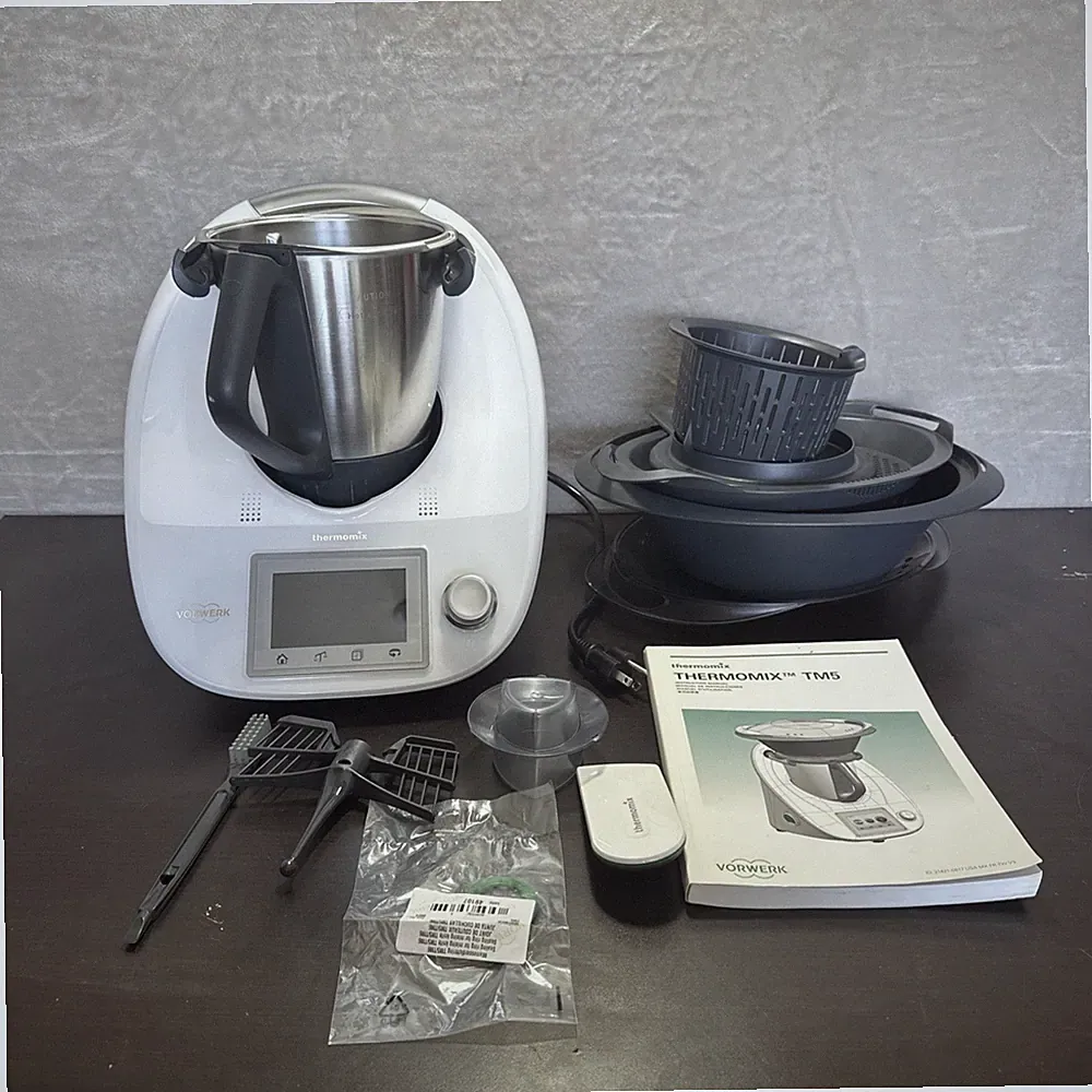 Vorwerk Thermomix TM5 Touchscreen Multipurpose Full-Size Food Processor Cook Key