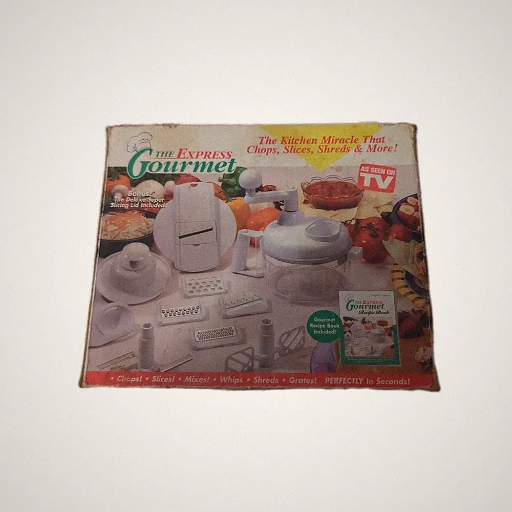 VTG Express Gourmet Hand Food Processor – Complete Set – Open Box