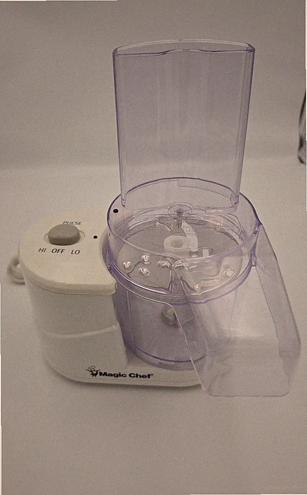 Vtg Magic Chef Mini Food Processor 2 Speeds Pulse MCFP1 1.5 Cup Capacity