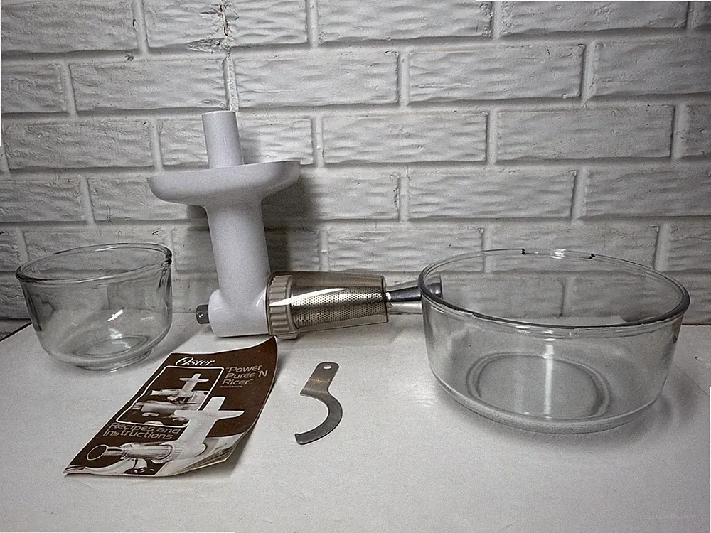 Vtg Oster KITCHEN CENTER Power Puree 'n Ricer Accessory Food Processor 960-08A