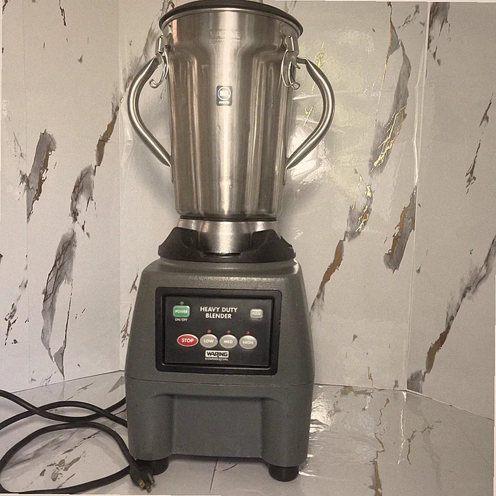 Waring CB 15 Heavy Duty One Gallon 3.75HP 3-Speed Commercial Blender