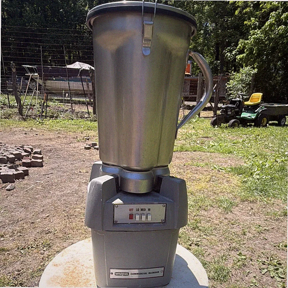 Waring Commercial Blender 3 Speed Toggle Control Stainless Steel Jar 34BL22 CB-6