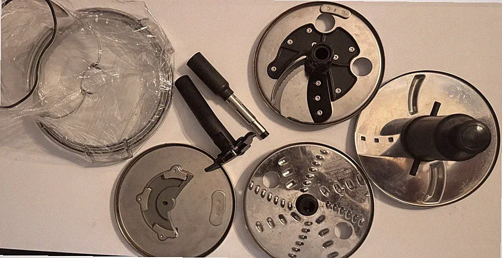 Waring Commercial Food Processor Discs And Lid.