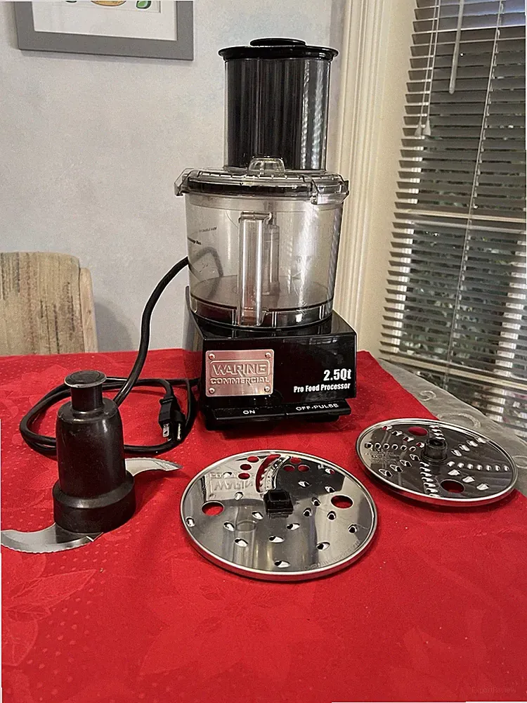 Waring Commercial WFP11S 120V 2.5 Quart Pro Food Processor TESTED W/ Accessories