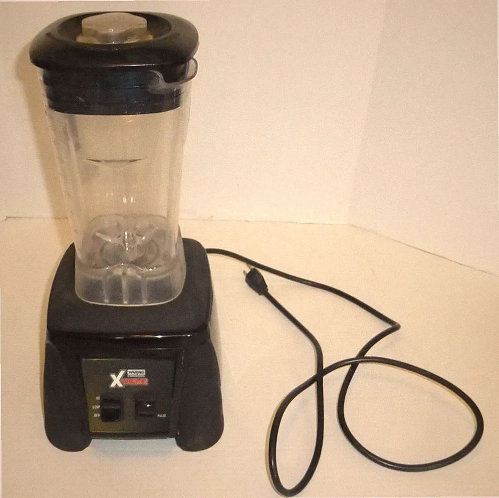 Waring Commercial Xtreme Hi-Power 64oz MX1000R Blender Model: MX1000XT11 READ