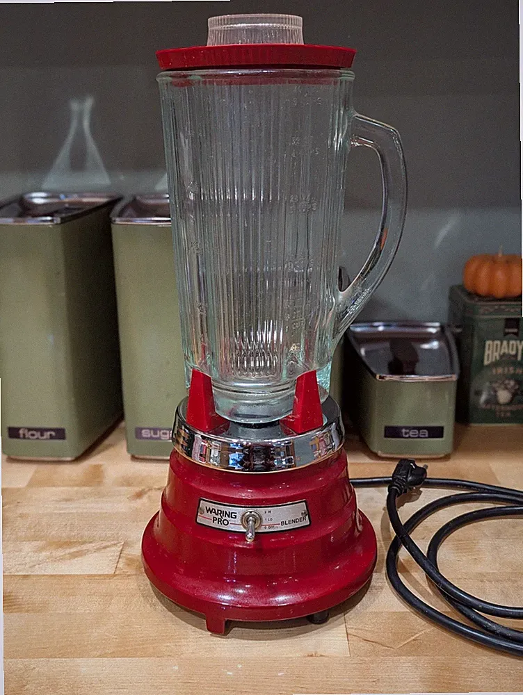 Waring Pro Red Blender - 2 Speed Retro Style - Model 51BL23 40oz